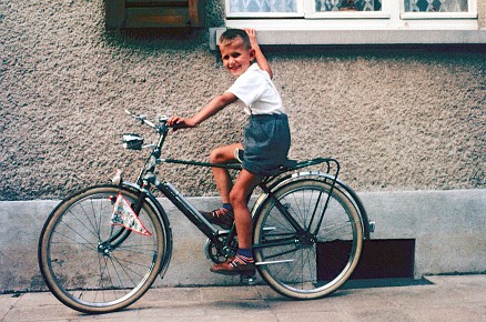 422 im Garten 1960 (2)